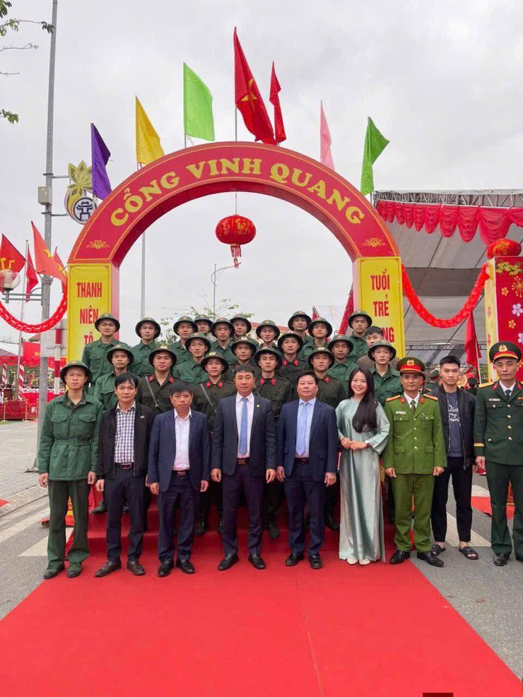 Xã Yên Xuân Gặp mặt, động viên đưa tân binh lên đường nhập ngũ năm 2026. - Ảnh 3.