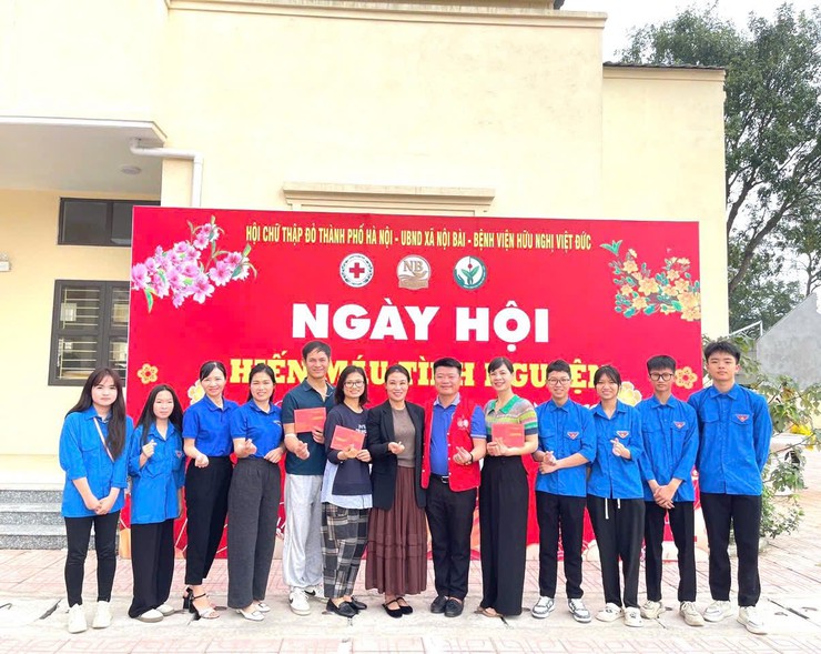"NGÀY HỘI XUÂN HỒNG" XÃ NỘI BÀI NĂM 2026 TIẾP NHẬN 331 ĐƠN VỊ MÁU AN TOÀN- Ảnh 5.