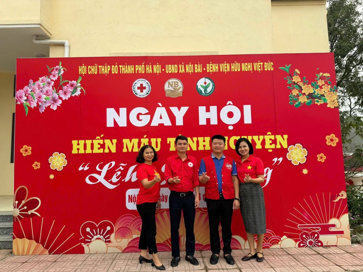 "NGÀY HỘI XUÂN HỒNG" XÃ NỘI BÀI NĂM 2026 TIẾP NHẬN 331 ĐƠN VỊ MÁU AN TOÀN- Ảnh 11.