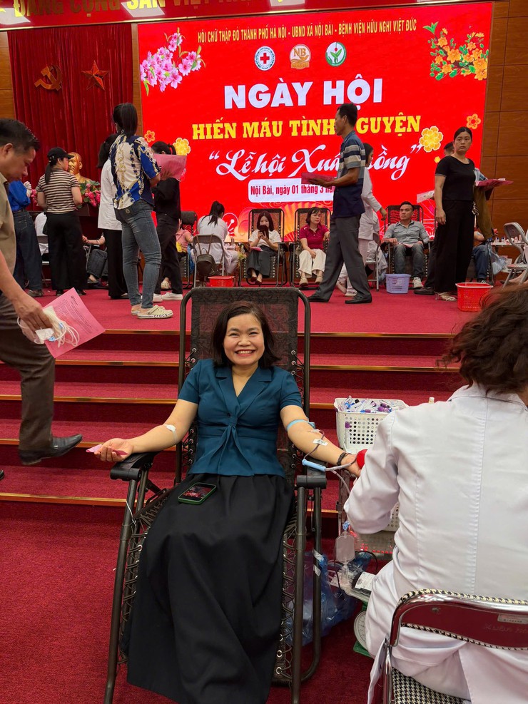 "NGÀY HỘI XUÂN HỒNG" XÃ NỘI BÀI NĂM 2026 TIẾP NHẬN 331 ĐƠN VỊ MÁU AN TOÀN- Ảnh 1.