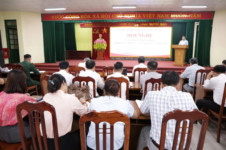 XÃ YÊN XUÂN TẬP TRUNG CAO ĐỘ TRIỂN KHAI NHIỆM VỤ THÁNG 3: QUYẾT LIỆT GIẢI PHÓNG MẶT BẰNG, CHUẨN BỊ BẦU CỬ VÀ GIAO QUÂN- Ảnh 8.