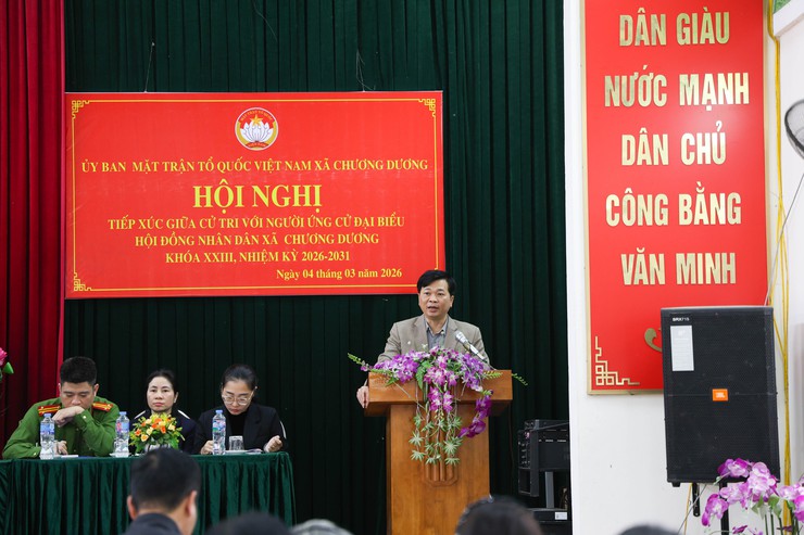 Các ứng cử viên đại biểu HĐND xã Chương Dương khóa XXIII, nhiệm kỳ 2026-2031 (đơn vị bầu cử số 2) tiếp xúc cử tri tại Đội 7- Ảnh 3.