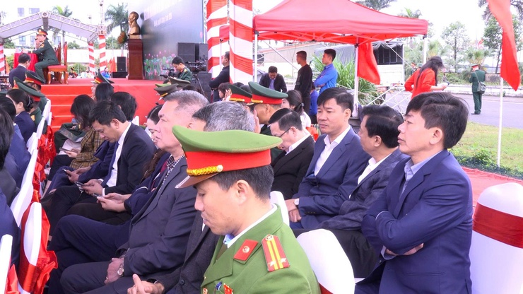 Xã Ứng Thiên gặp mặt, động viên và đưa công dân lên đường nhập ngũ và tham gia nghĩa vụ Công an nhân dân năm 2026- Ảnh 15.