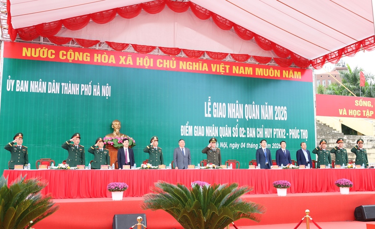 603 thanh niên khu vực phòng thủ số 2 Phúc Thọ lên đường nhập ngũ- Ảnh 2.