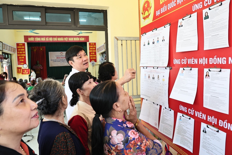 ỨNG CỬ VIÊN ĐƠN VỊ BẦU CỬ SỐ 03 XÃ HOÀ XÁ 
HOÀN THÀNH TIẾP XÚC CỬ TRI VẬN ĐỘNG BẦU CỬ- Ảnh 8.