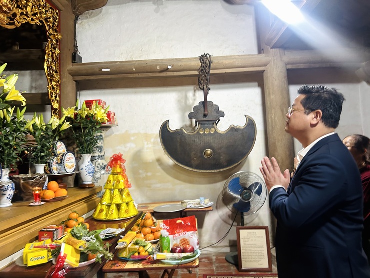 Lãnh đạo xã Phúc Lộc "vui hội" cùng bà con Nhân dân làng Thanh Chiểu- Ảnh 4.