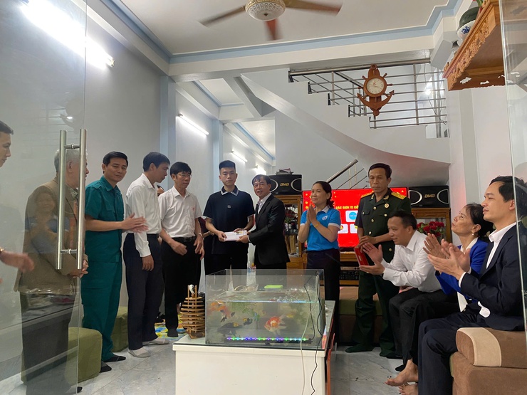 MTTQ và các đoàn thể xã Thiên Lộc gặp mặt, động viên tân binh lên đường nhập ngũ năm 2026- Ảnh 3.