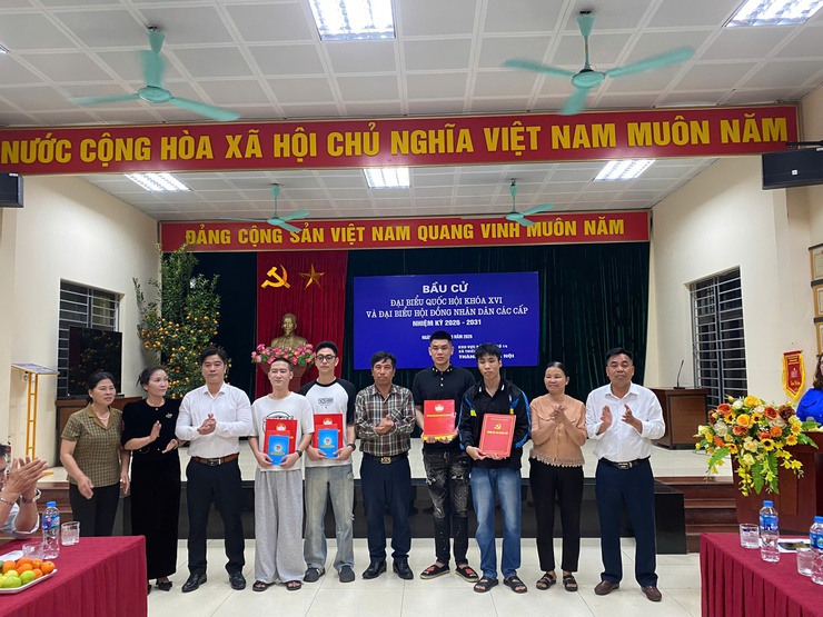 MTTQ và các đoàn thể xã Thiên Lộc gặp mặt, động viên tân binh lên đường nhập ngũ năm 2026- Ảnh 7.