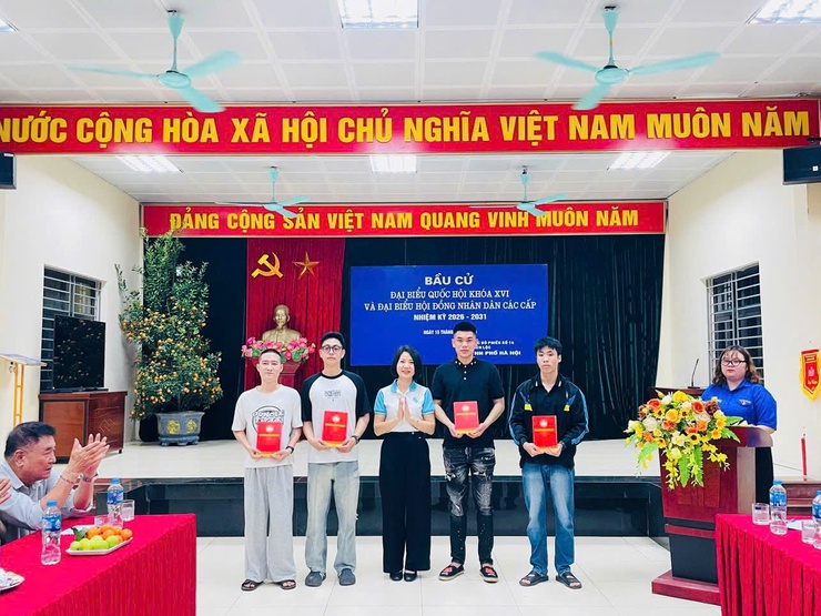 MTTQ và các đoàn thể xã Thiên Lộc gặp mặt, động viên tân binh lên đường nhập ngũ năm 2026- Ảnh 16.