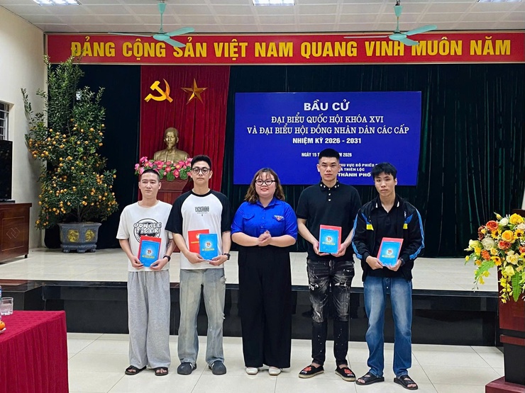 MTTQ và các đoàn thể xã Thiên Lộc gặp mặt, động viên tân binh lên đường nhập ngũ năm 2026- Ảnh 10.