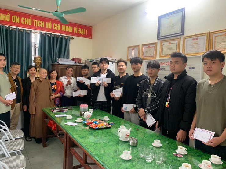 MTTQ và các đoàn thể xã Thiên Lộc gặp mặt, động viên tân binh lên đường nhập ngũ năm 2026- Ảnh 22.