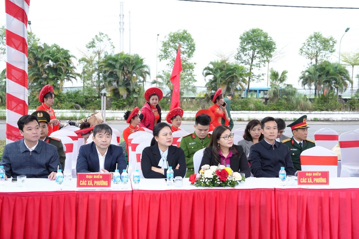 Trang trọng Lễ giao- nhận quân năm 2026 tại điểm giao quân xã Thanh Oai- Ảnh 6.