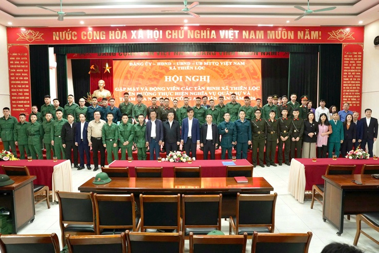UBND xã Thiên Lộc tổ chức hội nghị động viên công dân lên đường thực hiện nghĩa vụ quân sự và tham gia nghĩa vụ Công an nhân dân năm 2026- Ảnh 3.