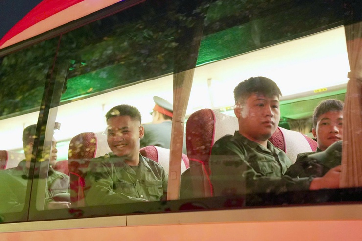 UBND xã Thiên Lộc tổ chức hội nghị động viên công dân lên đường thực hiện nghĩa vụ quân sự và tham gia nghĩa vụ Công an nhân dân năm 2026- Ảnh 9.