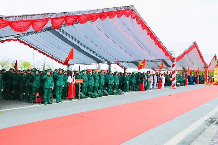 Xã Phú Nghĩa: 52 công dân ưu tú lên đường thực hiện nghĩa vụ thiêng liêng với Tổ quốc- Ảnh 2.