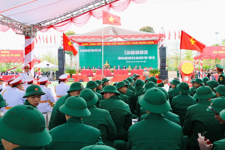 Xã Phú Nghĩa: 52 công dân ưu tú lên đường thực hiện nghĩa vụ thiêng liêng với Tổ quốc- Ảnh 3.