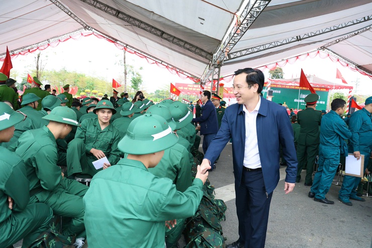 Xã Phú Nghĩa: 52 công dân ưu tú lên đường thực hiện nghĩa vụ thiêng liêng với Tổ quốc- Ảnh 7.