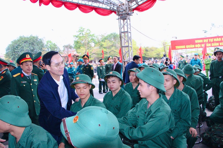 Xã Phú Nghĩa: 52 công dân ưu tú lên đường thực hiện nghĩa vụ thiêng liêng với Tổ quốc- Ảnh 9.