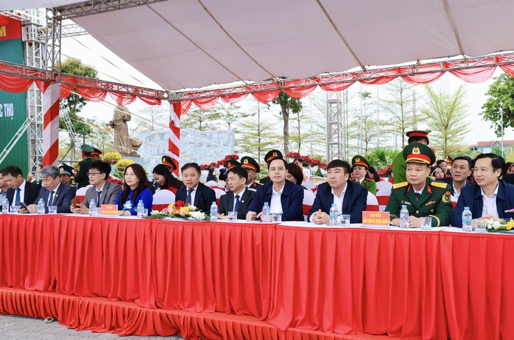 Xã Phú Nghĩa: 52 công dân ưu tú lên đường thực hiện nghĩa vụ thiêng liêng với Tổ quốc- Ảnh 4.