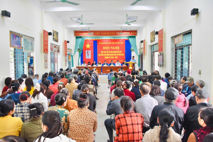 ỨNG HOÀ TỔ CHỨC HỘI NGHỊ TIẾP XÚC CỬ TRI TẠI ĐƠN VỊ BẦU CỬ SỐ 1, 2, 4 VÀ 5.- Ảnh 8.