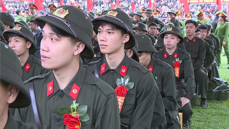 Lễ giao nhận quân năm 2026 - Điểm giao nhận quân số 2 Ban Chỉ huy phòng thủ khu vực 2 - Phúc Thọ- Ảnh 5.