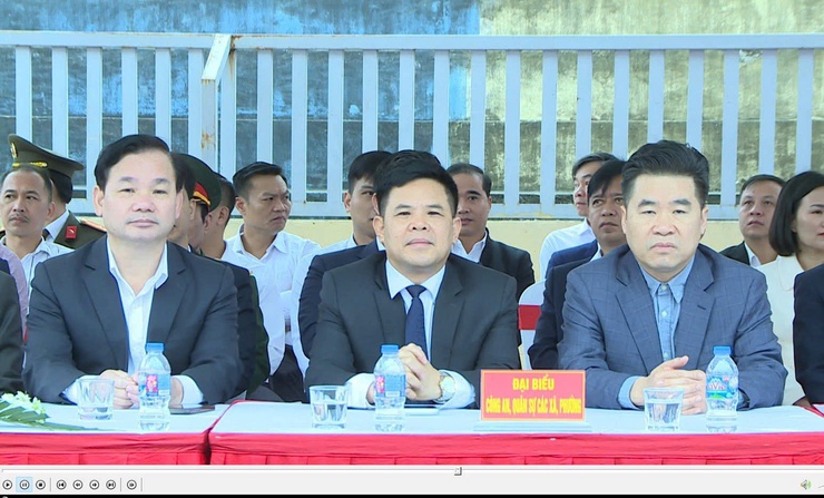 Lễ giao nhận quân năm 2026 - Điểm giao nhận quân số 2 Ban Chỉ huy phòng thủ khu vực 2 - Phúc Thọ- Ảnh 3.