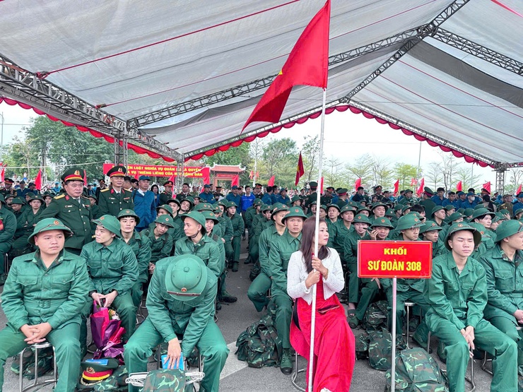 Phát huy truyền thống quê hương anh hùng, thanh niên Yên Nghĩa vững bước tòng quân- Ảnh 3.