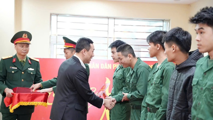 Phát huy truyền thống quê hương anh hùng, thanh niên Yên Nghĩa vững bước tòng quân- Ảnh 7.