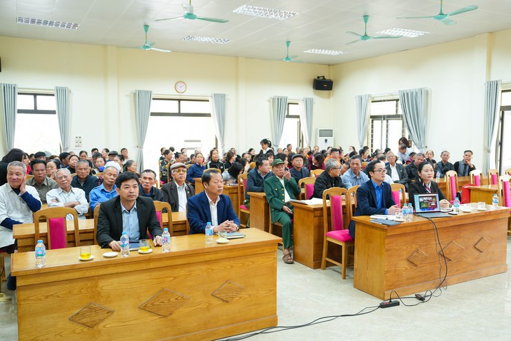 Xã Quốc Oai tổ chức tuyên truyền, mạn đàm tiểu sử người ứng cử Đại biểu Quốc Hội khóa XVI, Đại biểu HĐND các cấp nhiệm kỳ 2026-2031- Ảnh 1.