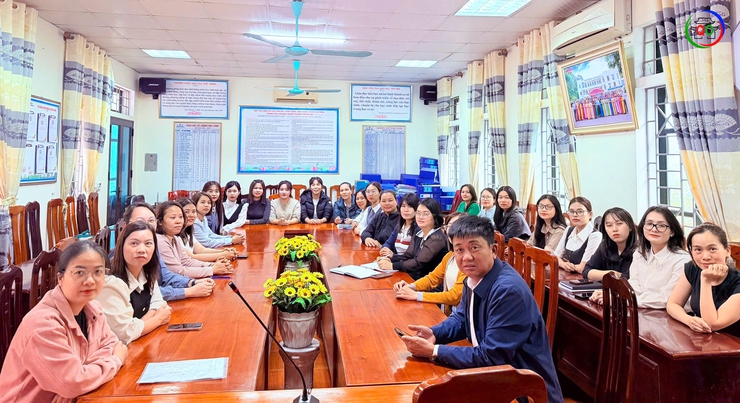 Hội nghị tiếp xúc cử tri để người ứng cử đại biểu HĐND xã Quốc Oai khóa II vận động bầu cử tại đơn vị bầu cử số 07- Ảnh 3.