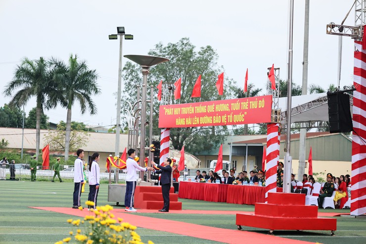 Xã Hòa Phú tiễn chân 45 nam thanh niên lên đường nhập ngũ 2026

- Ảnh 3.