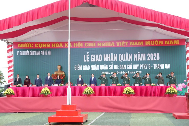 46 thanh niên ưu tú phường Hà Đông lên đường nhập ngũ, tham gia nghĩa vụ Công an nhân dân năm 2026- Ảnh 1.
