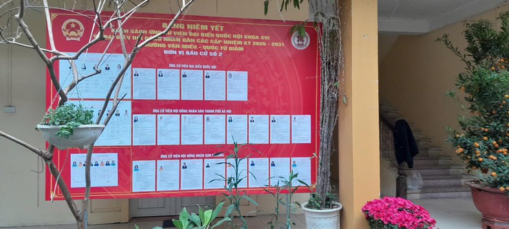 PHƯỜNG VĂN MIẾU – QUỐC TỬ GIÁM: NIÊM YẾT DANH SÁCH NGƯỜI ỨNG CỬ TẠI 32 KHU VỰC BỎ PHIẾU- Ảnh 12.