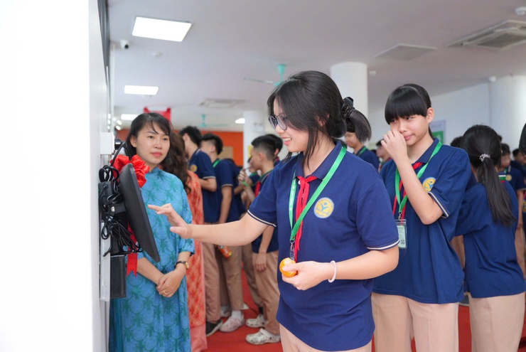 Phường Việt Hưng tiếp tục cho ra mắt mô hình “Smart Canteen” tại 03 cơ sở giáo dục- Ảnh 15.