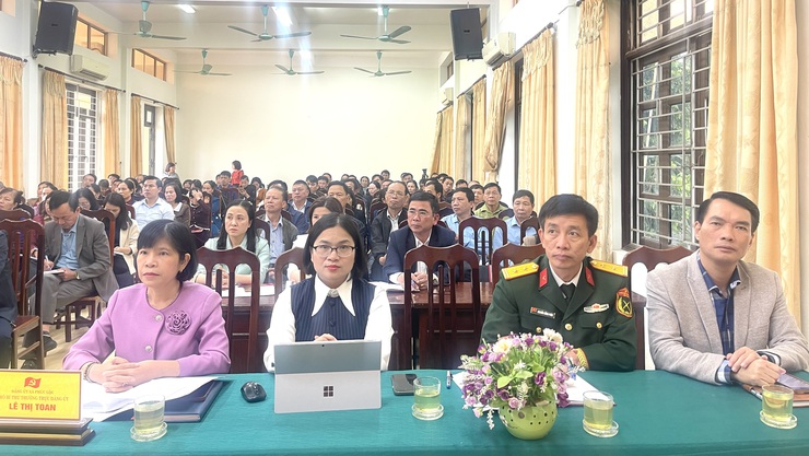 Hội nghị quán triệt một số nội dung chuẩn bị công tác bầu cử đại biểu Quốc hội và HĐND các cấp nhiệm kỳ 2026-2031 ở xã Phúc Lộc- Ảnh 2.