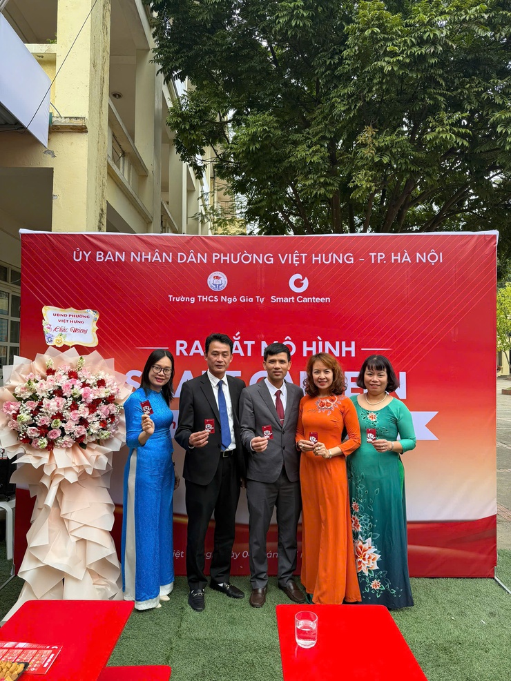 Phường Việt Hưng tiếp tục cho ra mắt mô hình “Smart Canteen” tại 03 cơ sở giáo dục- Ảnh 10.