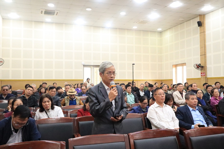 Ứng cử viên đại biểu HĐND phường Long Biên tiếp xúc cử tri tại đơn vị bầu cử số 01- Ảnh 3.