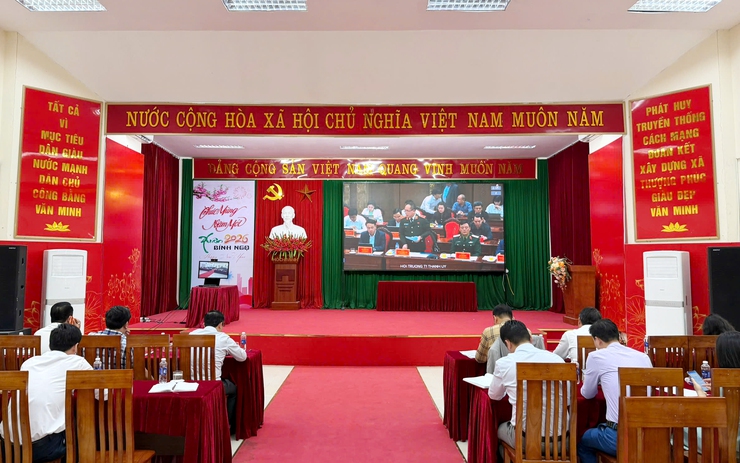 Thượng Phúc tham dự HN giao ban công tác tháng 2, triển khai nhiệm vụ trọng tâm tháng 3-2026 của Thành phố Hà Nội- Ảnh 1.