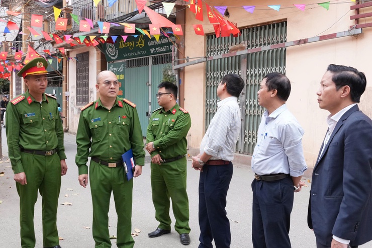 Phường Yên Nghĩa tăng cường các biện pháp bảo đảm an toàn cho ngày bầu cử đại biểu Quốc hội khóa XVI và đại biểu HĐND các cấp nhiệm kỳ 2026 - 2031- Ảnh 1.