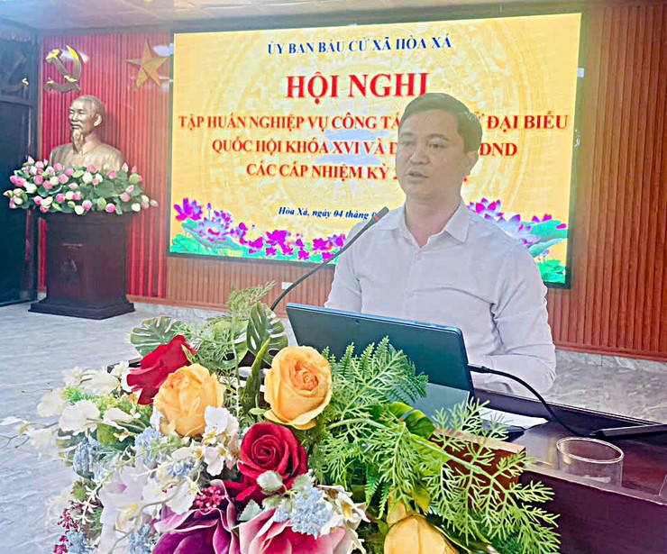 Hòa Xá tập huấn, nâng cao nghiệp vụ cho Ban, Tổ bầu cử: Chuẩn bị kỹ lưỡng, bảo đảm đúng luật, đúng quy trình- Ảnh 2.