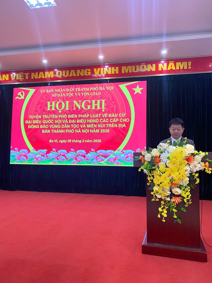 XÃ BA VÌ TỔ CHỨC HỘI NGHỊ TUYÊN TRUYỀN, PHỔ BIẾN PHÁP LUẬT VỀ BẦU CỬ ĐẠI BIỂU QUỐC HỘI VÀ ĐẠI BIỂU HĐND CÁC CẤP CHO ĐỒNG BÀO VÙNG DÂN TỘC VÀ MIỀN NÚI NĂM 2026- Ảnh 1.