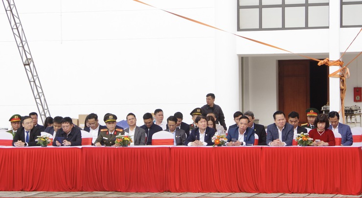 Thanh niên phường Phúc Lợi hăng hái lên đường nhập ngũ- Ảnh 3.