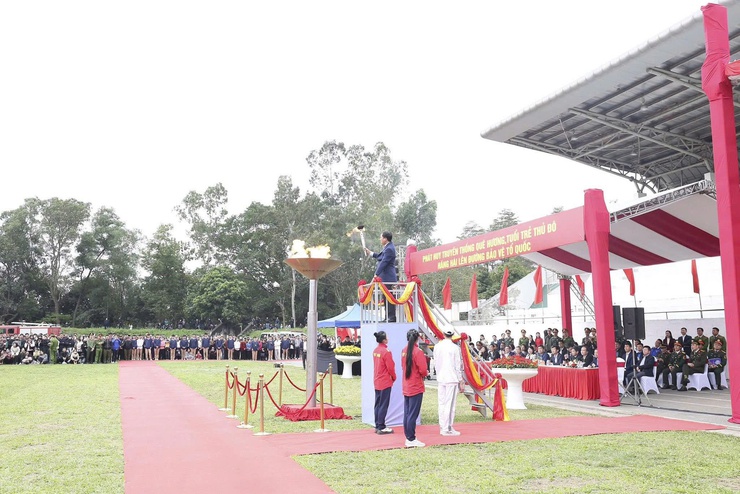 BAN CHỈ HUY PHÒNG THỦ KHU VỰC 1 - SÓC SƠN LONG TRỌNG TỔ CHỨC LỄ GIAO NHẬN QUÂN NĂM 2026- Ảnh 2.