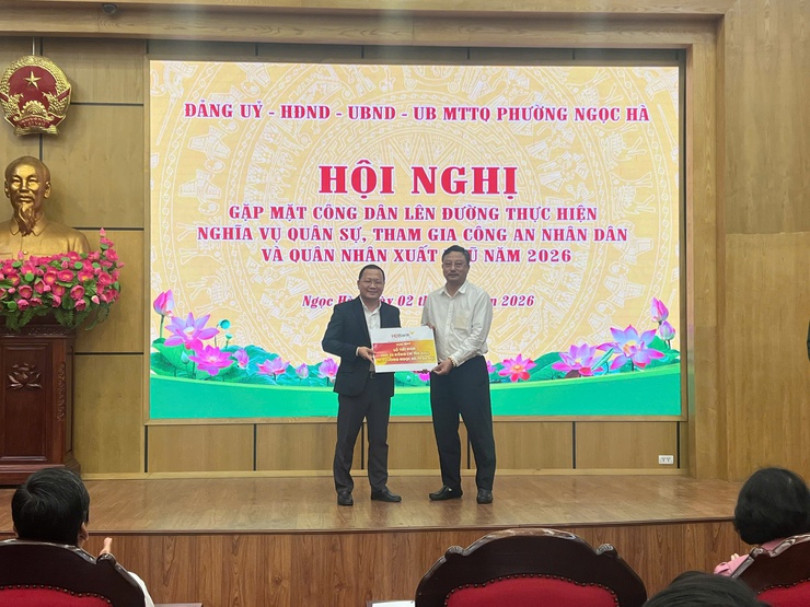 Phường Ngọc Hà gặp mặt thanh niên lên đường nhập ngũ năm 2026- Ảnh 3.