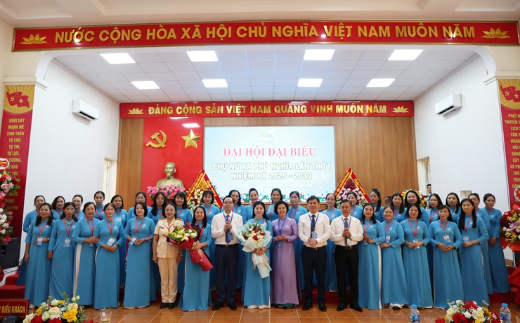 Phát huy truyền thống phụ nữ Việt Nam, phụ nữ Phú Nghĩa thi đua góp sức xây dựng quê hương- Ảnh 3.