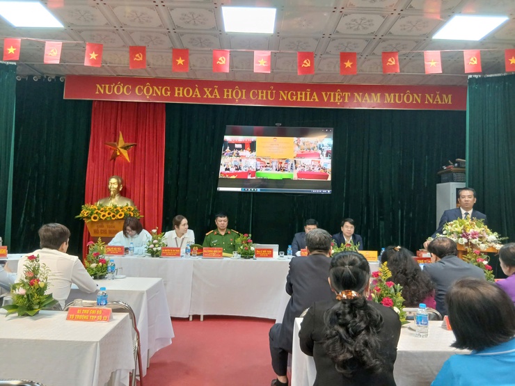 Hội nghị tiếp xúc cử tri với người ứng cử đại biểu Hội đồng nhân dân (HĐND) phường Việt Hưng khóa II, nhiệm kỳ 2026 – 2031 tại Đơn vị bầu cử số 3- Ảnh 12.