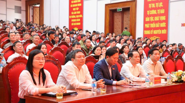 Xã Quang Minh tập huấn nghiệp vụ bầu cử, bảo đảm tổ chức cuộc bầu cử đúng luật và an toàn- Ảnh 2.