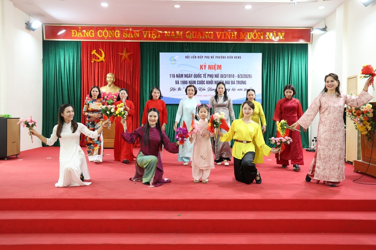 Hội LHPN phường Kiến Hưng long trọng tổ chức kỷ niệm 1986 năm Khởi nghĩa Hai Bà Trưng và 116  năm ngày Quốc tế Phụ nữ 8/3- Ảnh 5.