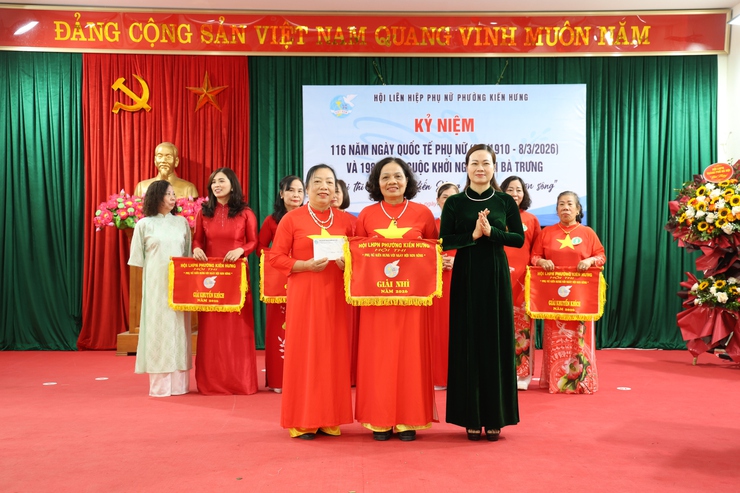 Hội LHPN phường Kiến Hưng long trọng tổ chức kỷ niệm 1986 năm Khởi nghĩa Hai Bà Trưng và 116  năm ngày Quốc tế Phụ nữ 8/3- Ảnh 10.