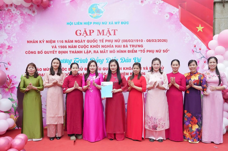 MÍT TINH KỶ NIỆM 116 NĂM NGÀY QUỐC TẾ PHỤ NỮ 8/3 VÀ KỶ NIỆM 1986 NĂM KHỞI NGHĨA HAI BÀ TRƯNG, PHỤ NỮ XÃ MỸ ĐỨC PHÁT HUY TRUYỀN THỐNG, VỮNG TIN BƯỚC VÀO KỶ NGUYÊN MỚI- Ảnh 5.